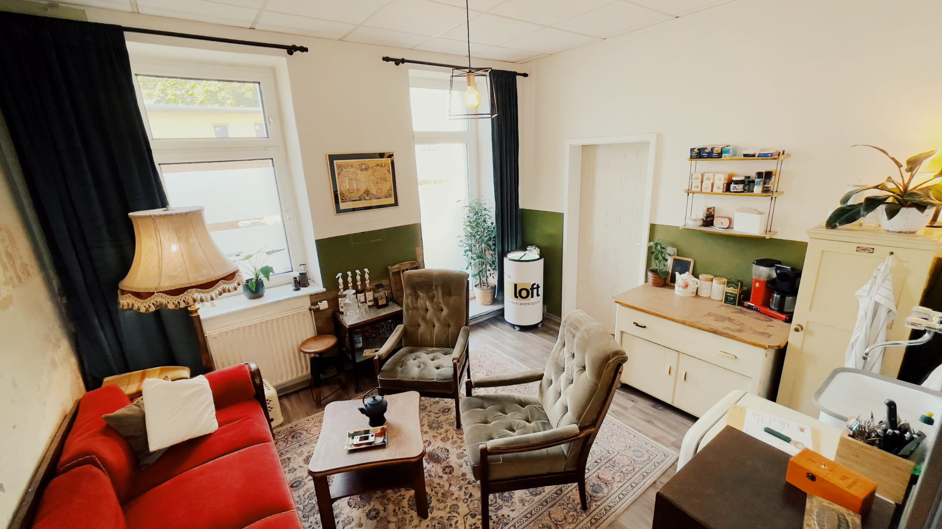 Helles und professionelles Mietstudio Fotostudio mieten nahe Erfurt Thüringen Kleines Loft in Leipzig