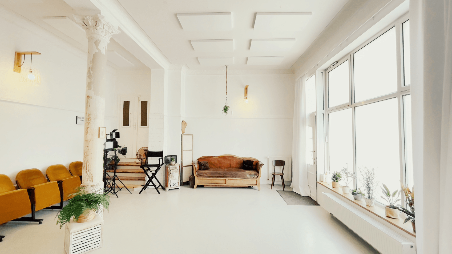 Helles und professionelles Mietstudio Fotostudio mieten nahe Dresden Kleines Loft in Leipzig