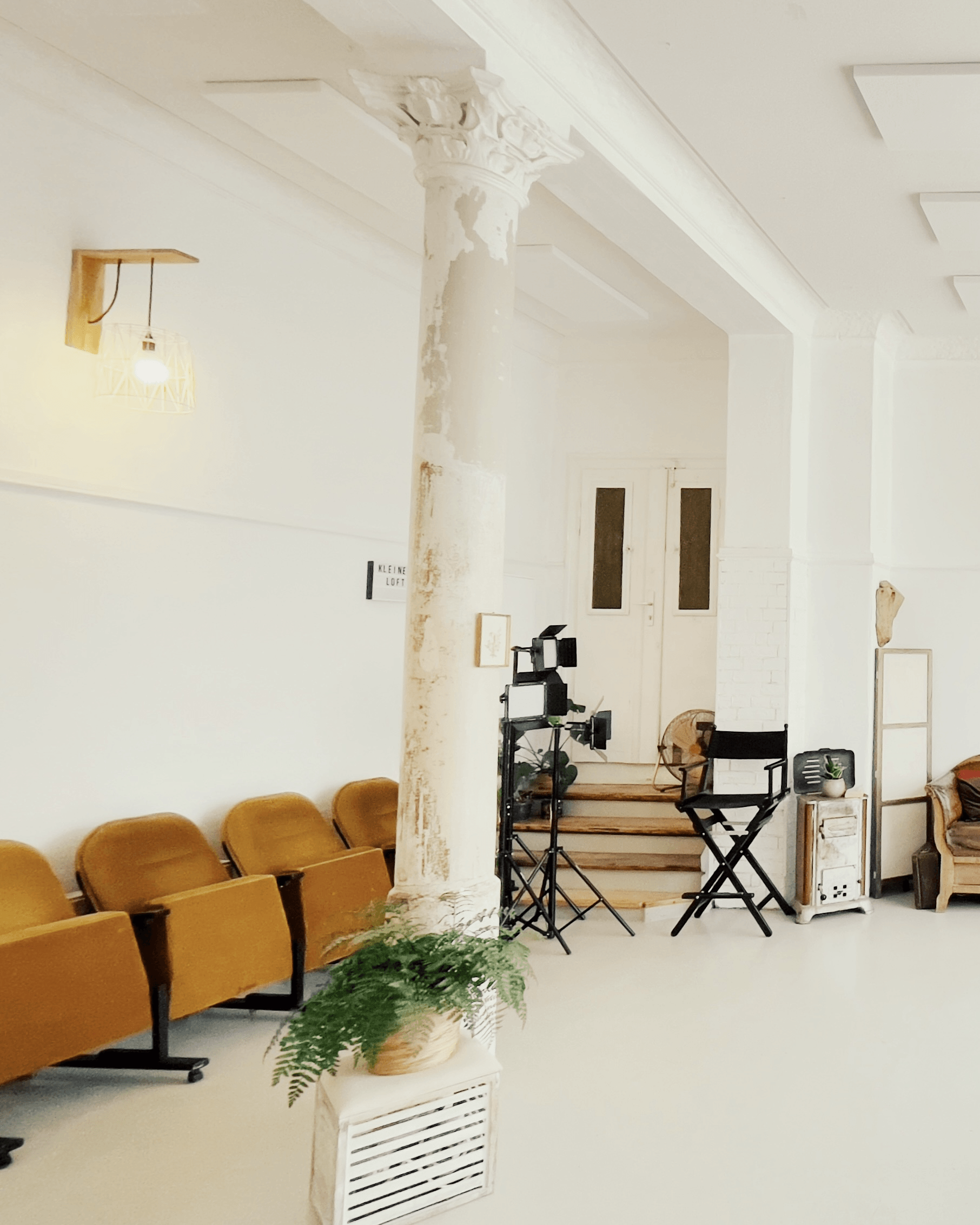Helles und professionelles Mietstudio Fotostudio mieten nahe Dresden Kleines Loft in Leipzig