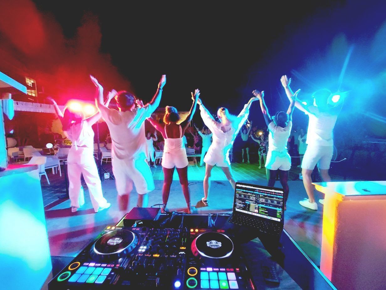 animación con dj en menorca para eventos y bodas