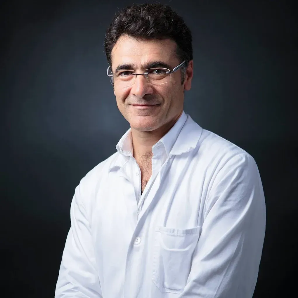 Dr Romuald Sheykhan, un parcours dédié à la médecine esthétique