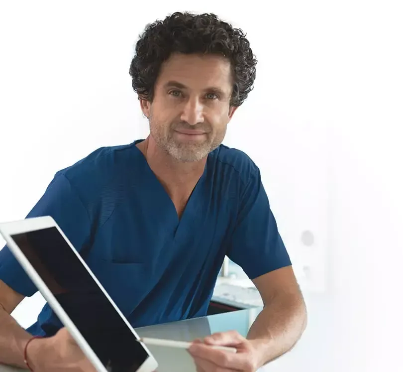 Dr Stéphane Saint-Hillier, médecin esthétique à Besançon