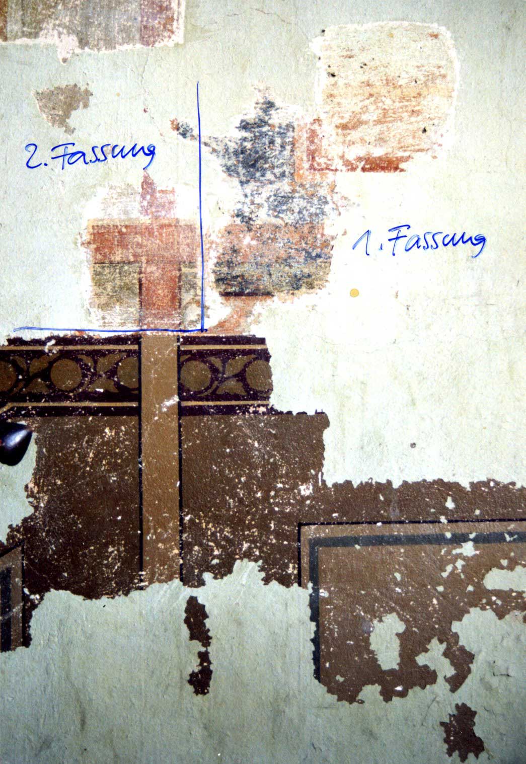 Kreuzstraße 1c Freilegung Treppenhaus Malerei Dekoration Wände