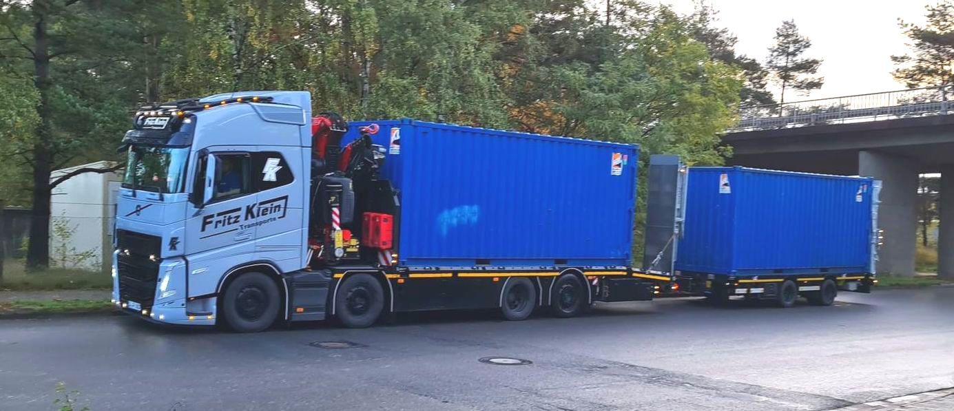 Ladekran-LKW Fritz Klein mit 2 Containern
