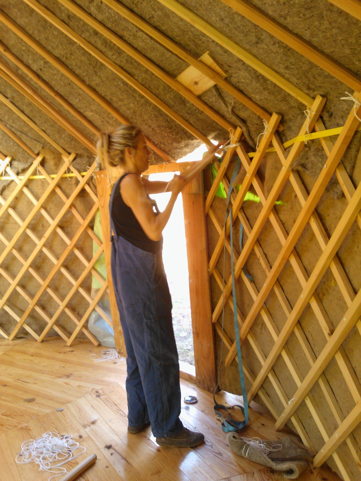 fabrication de yourte, fabricant de yourte, écohabitat, habitat nomade, yourte mongole, tipi, habitat alternatif, maison écologique, habitat écologique, habitat insolite, vente de yourte, vente de tipi, tipi enfant, tipi indien,normes erp, couture de yourte, toile de yourte , toile de tipi