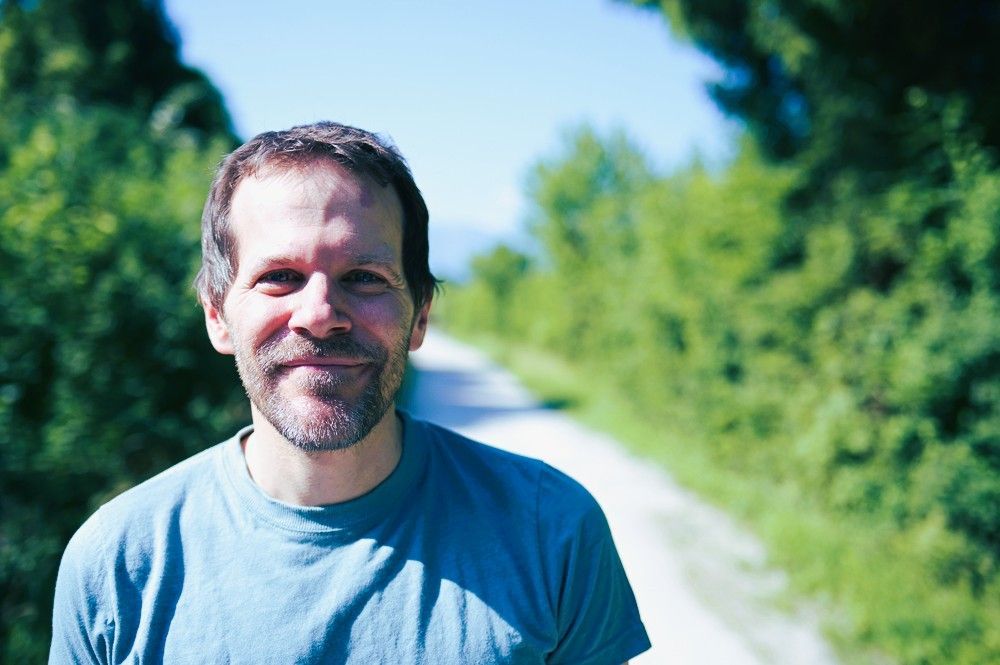 Ein Bild des Psychotherapeuten Florian Friedrich.