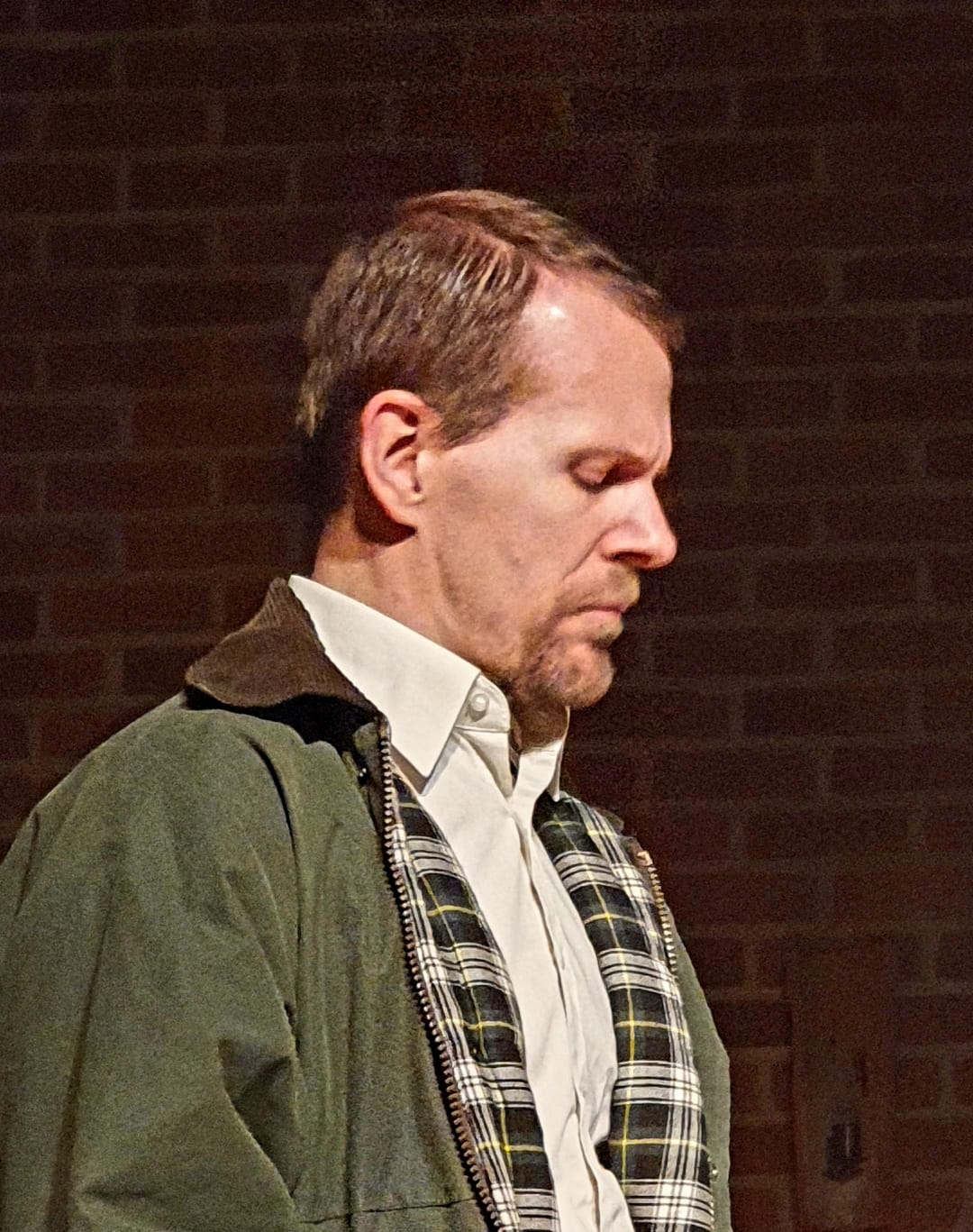 John B. Priestley EIN INSPEKTOR KOMMT (Szenische Lesung)