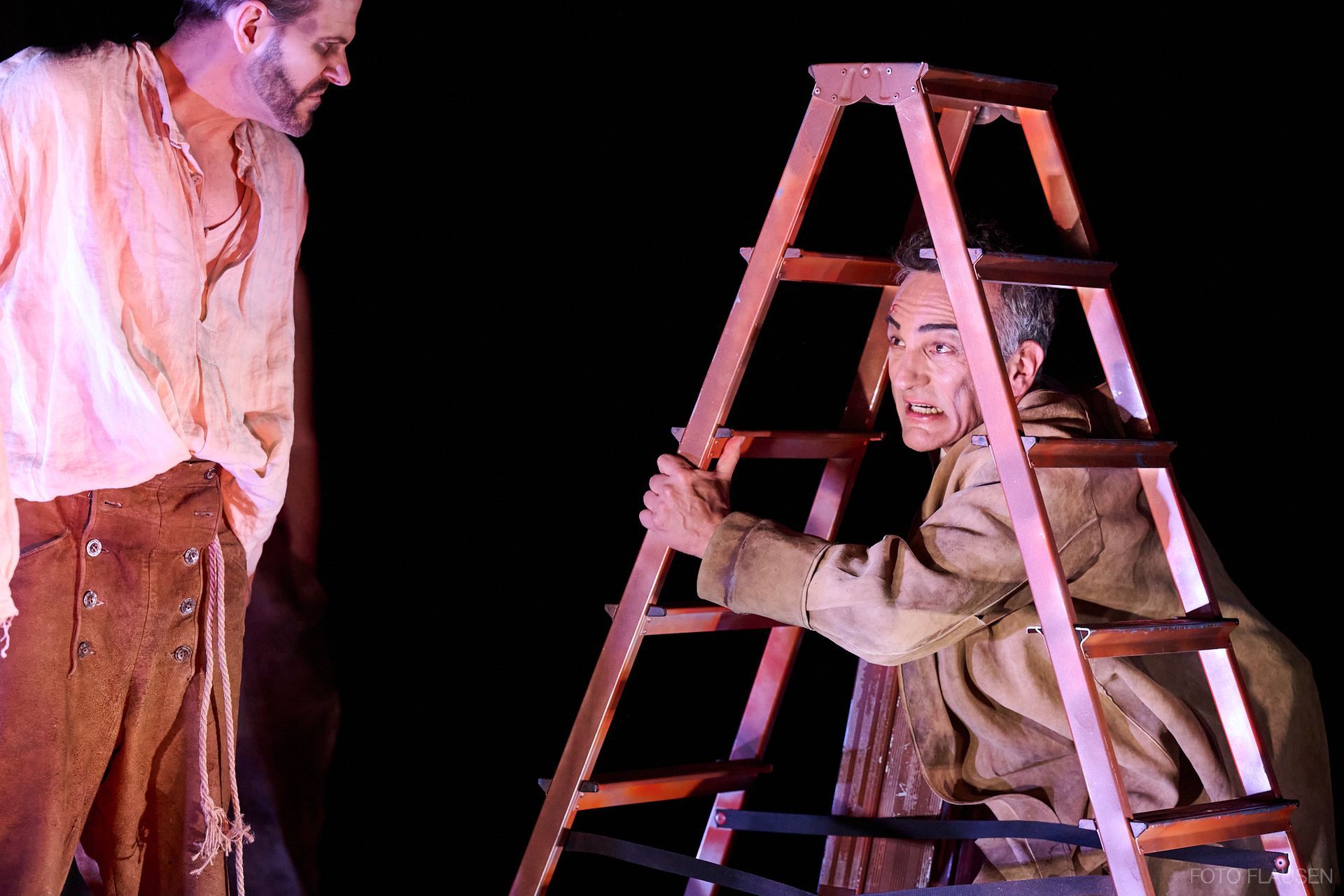 Cassandra Rühmlings Produktion von DIE HEILIGE JOHANNA DER SCHLACHTHÖFE (von Bertold Brecht).