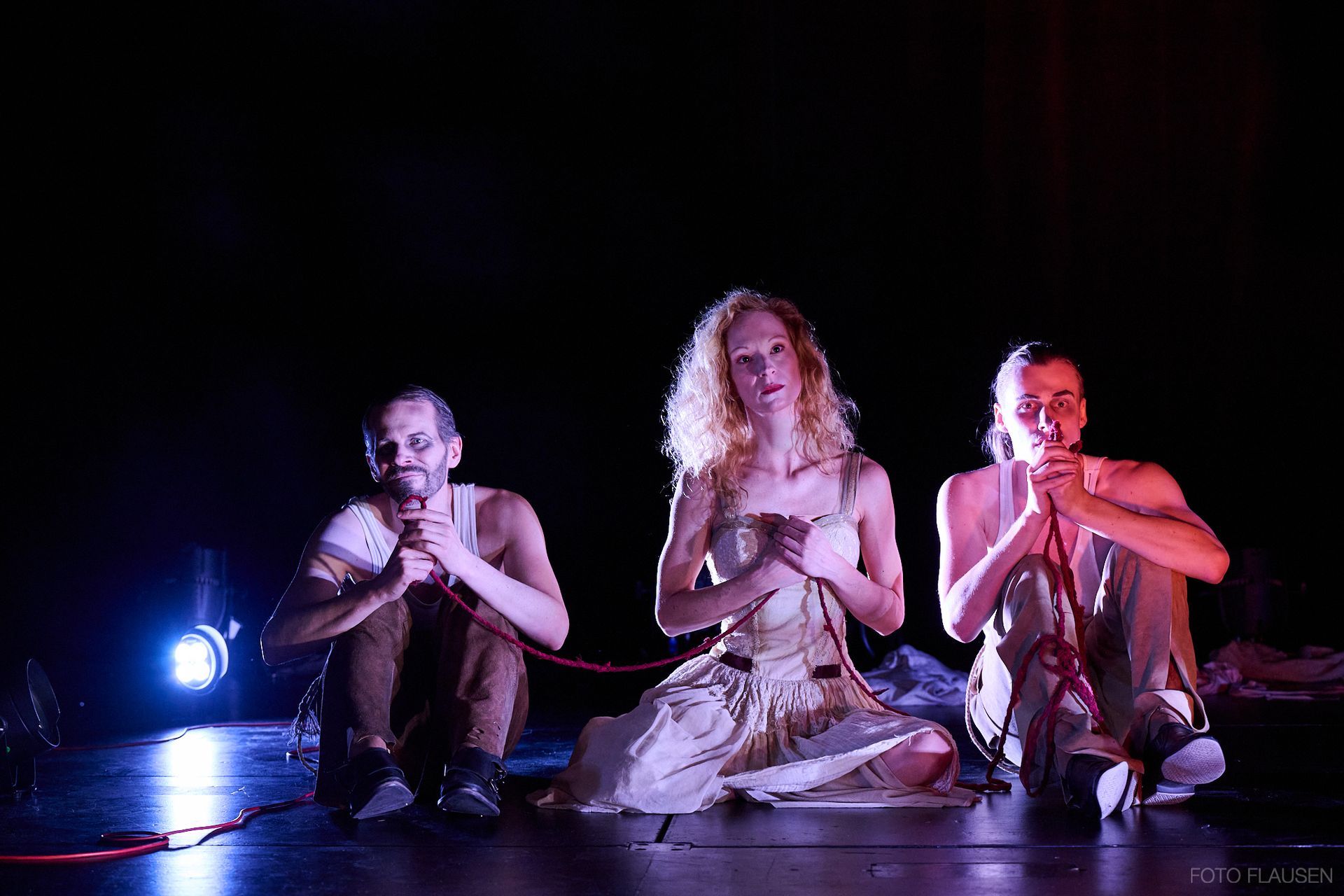 Cassandra Rühmlings Produktion von DIE HEILIGE JOHANNA DER SCHLACHTHÖFE (von Bertold Brecht).