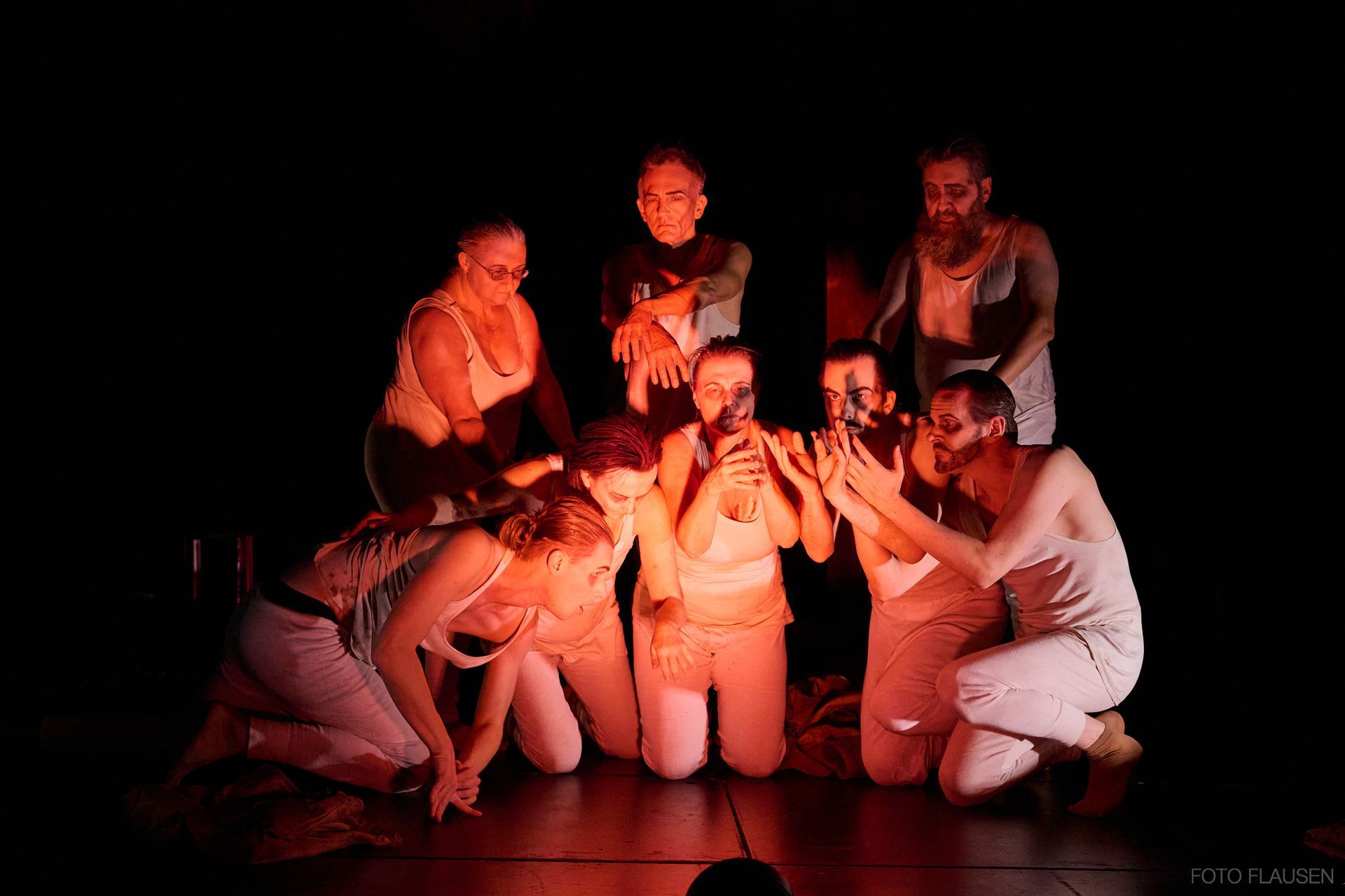 Cassandra Rühmlings Produktion von DIE HEILIGE JOHANNA DER SCHLACHTHÖFE (von Bertold Brecht).