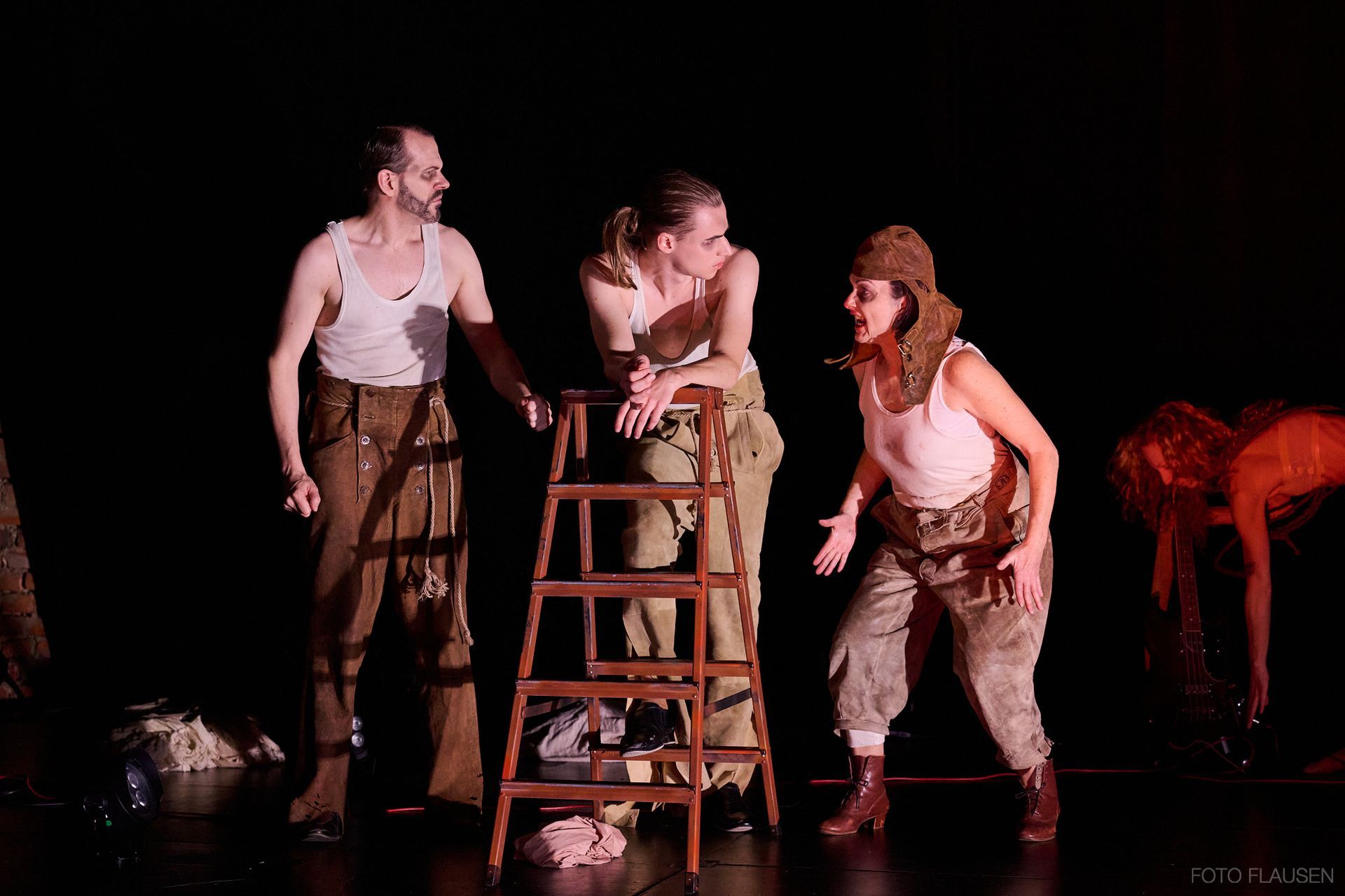 Cassandra Rühmlings Produktion von DIE HEILIGE JOHANNA DER SCHLACHTHÖFE (von Bertold Brecht).