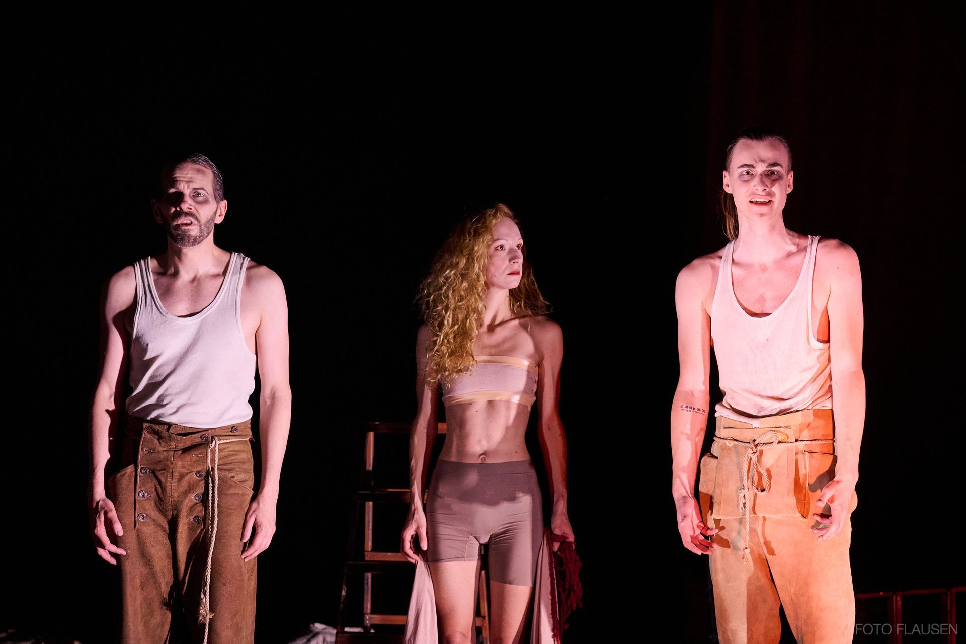 Cassandra Rühmlings Produktion von DIE HEILIGE JOHANNA DER SCHLACHTHÖFE (von Bertold Brecht).