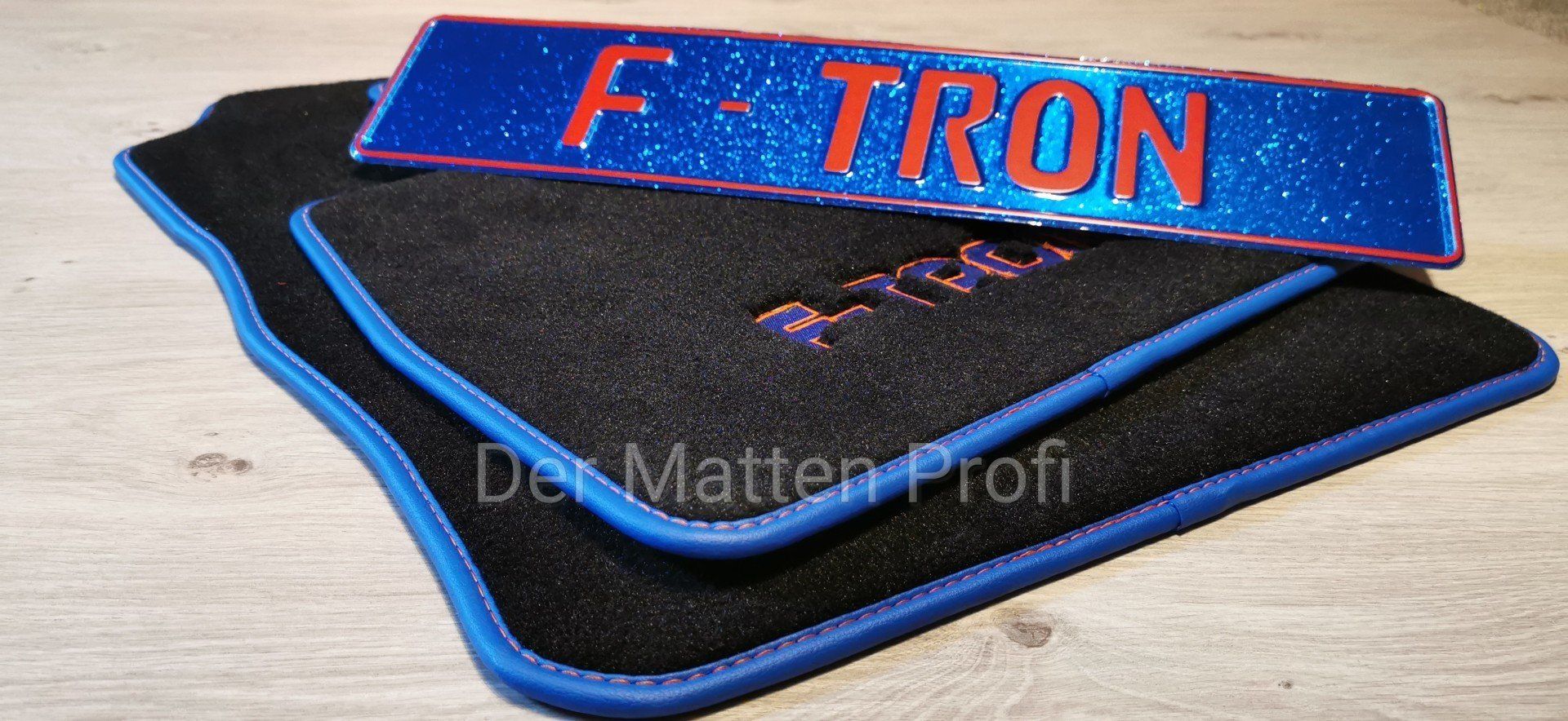 Premium Autofußmatten individuell gestalten