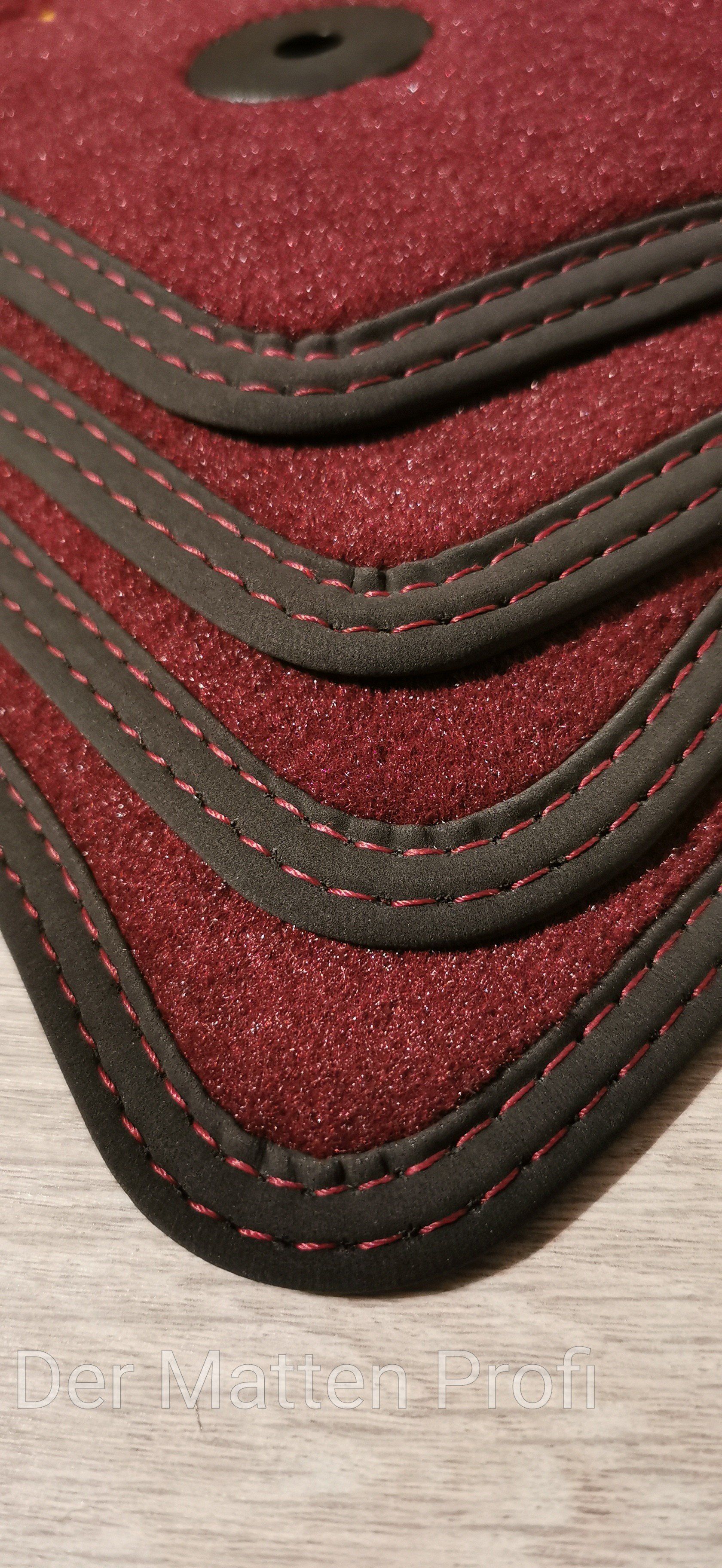 Autozubehör Automatten Fußmatten Haubenlifter