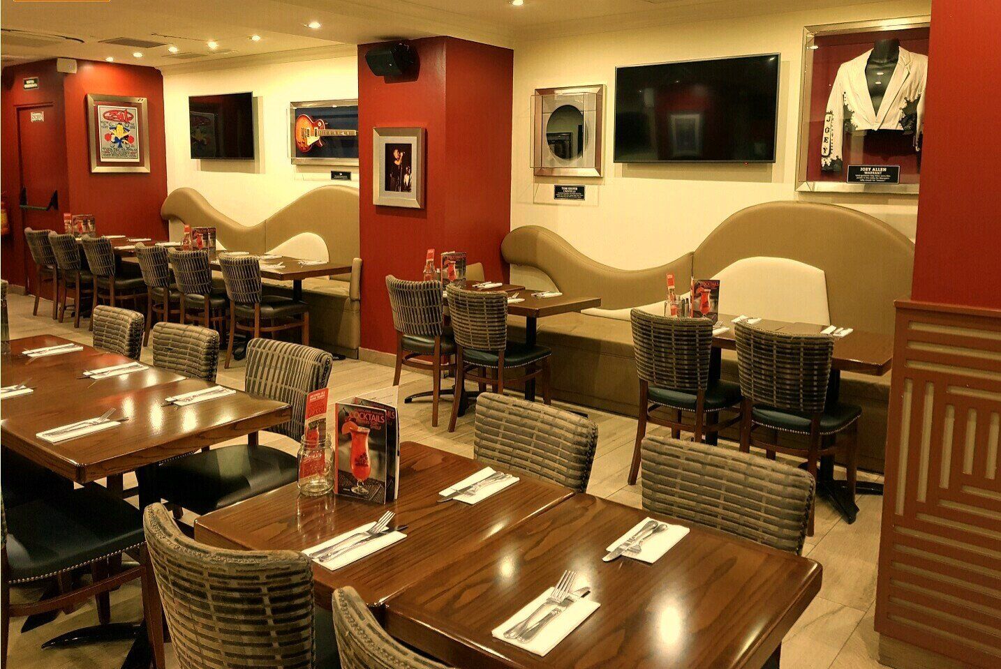 Resultado de imagen de decoracion de bares