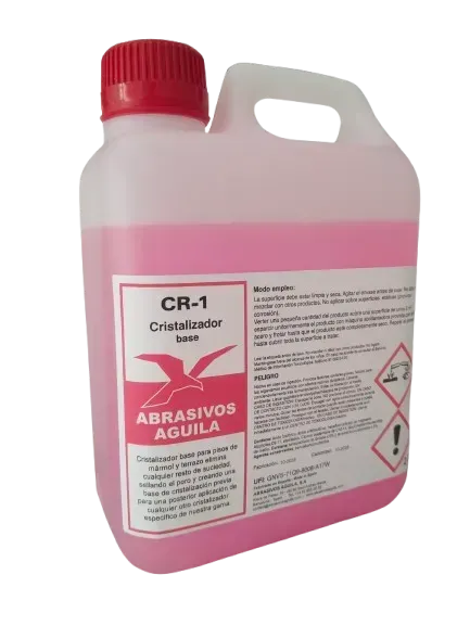 Liquido cristalizador base para sellar poros en suelos de marmol y terrazo.