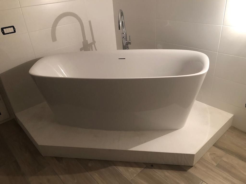 freistehende Badewanne, Fliesen Konstanz, RP-Fliesen-Verlege