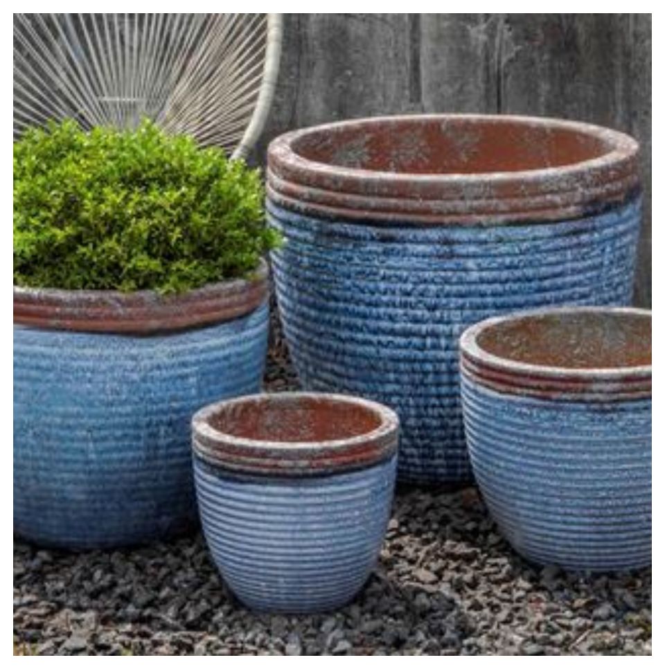 Containers & pottery