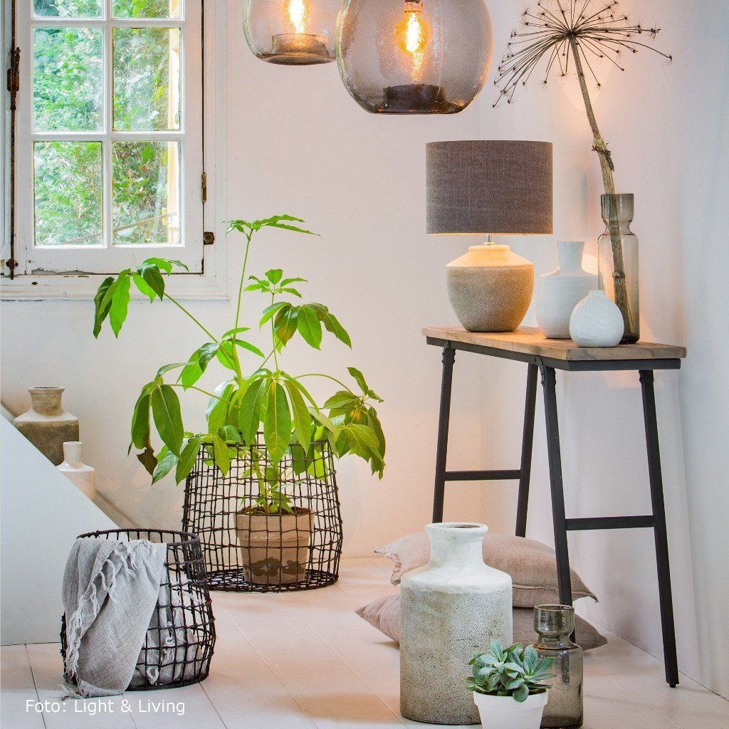 Korb, Regal, Beistelltisch, Vase, Tischlampe, Deckenlampe, Schöner Wohnen, Light & Living