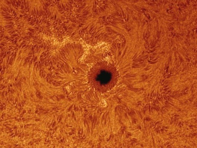 Astronomie, Gasnebel, Astrofotografie, Sterne, Sternenhimmel, Galaxien, Sternsysteme, Sonne, Mond, Planeten, plan. Nebel, Farbige Sterne, Milchstrasse, Protuberanzen, Astroreisen, Naturfotografie