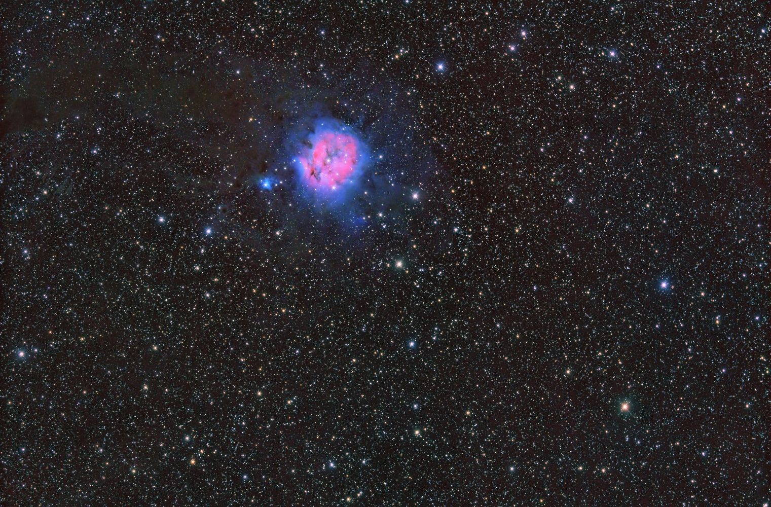 Astronomie, Gasnebel, Astrofotografie, Sterne, Sternenhimmel, Galaxien, Sternsysteme, Sonne, Mond, Planeten, plan. Nebel, Farbige Sterne, Milchstrasse, Protuberanzen, Astroreisen, Naturfotografie