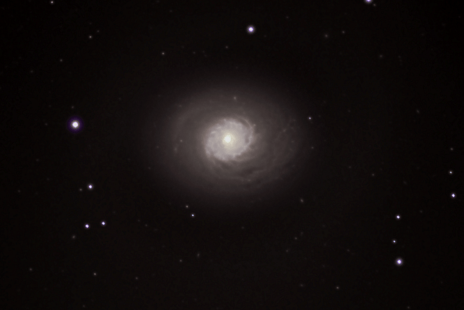 Astronomie, Gasnebel, Astrofotografie, Sterne, Sternenhimmel, Galaxien, Sternsysteme, Sonne, Mond, Planeten, plan. Nebel, Farbige Sterne, Milchstrasse, Protuberanzen, Astroreisen, Naturfotografie