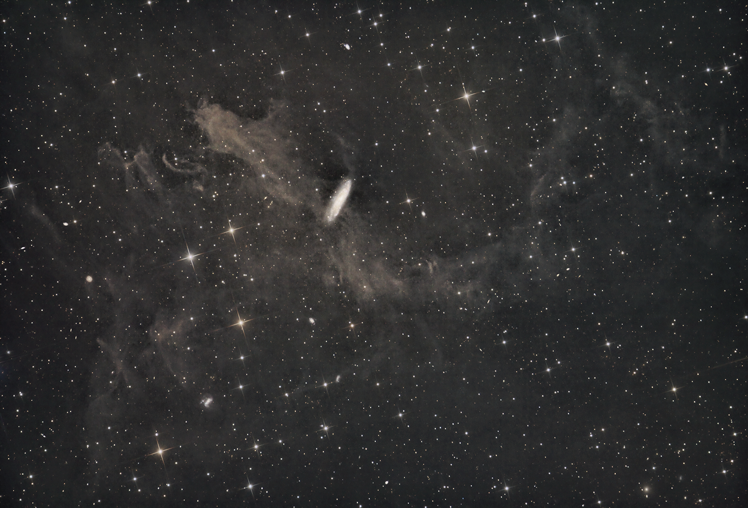 Astronomie, Gasnebel, Astrofotografie, Sterne, Sternenhimmel, Galaxien, Sternsysteme, Sonne, Mond, Planeten, plan. Nebel, Farbige Sterne, Milchstrasse, Protuberanzen, Astroreisen, Naturfotografie