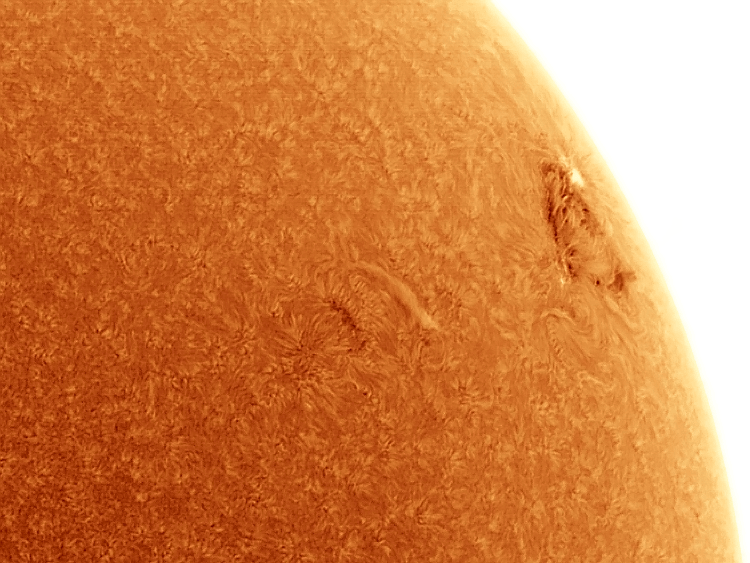 Astronomie, Gasnebel, Astrofotografie, Sterne, Sternenhimmel, Galaxien, Sternsysteme, Sonne, Mond, Planeten, plan. Nebel, Farbige Sterne, Milchstrasse, Protuberanzen, Astroreisen, Naturfotografie