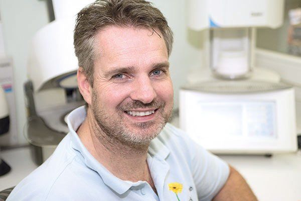 Frank Limmeroth, Zahntechnikerin in Bad Sooden-Allendorf