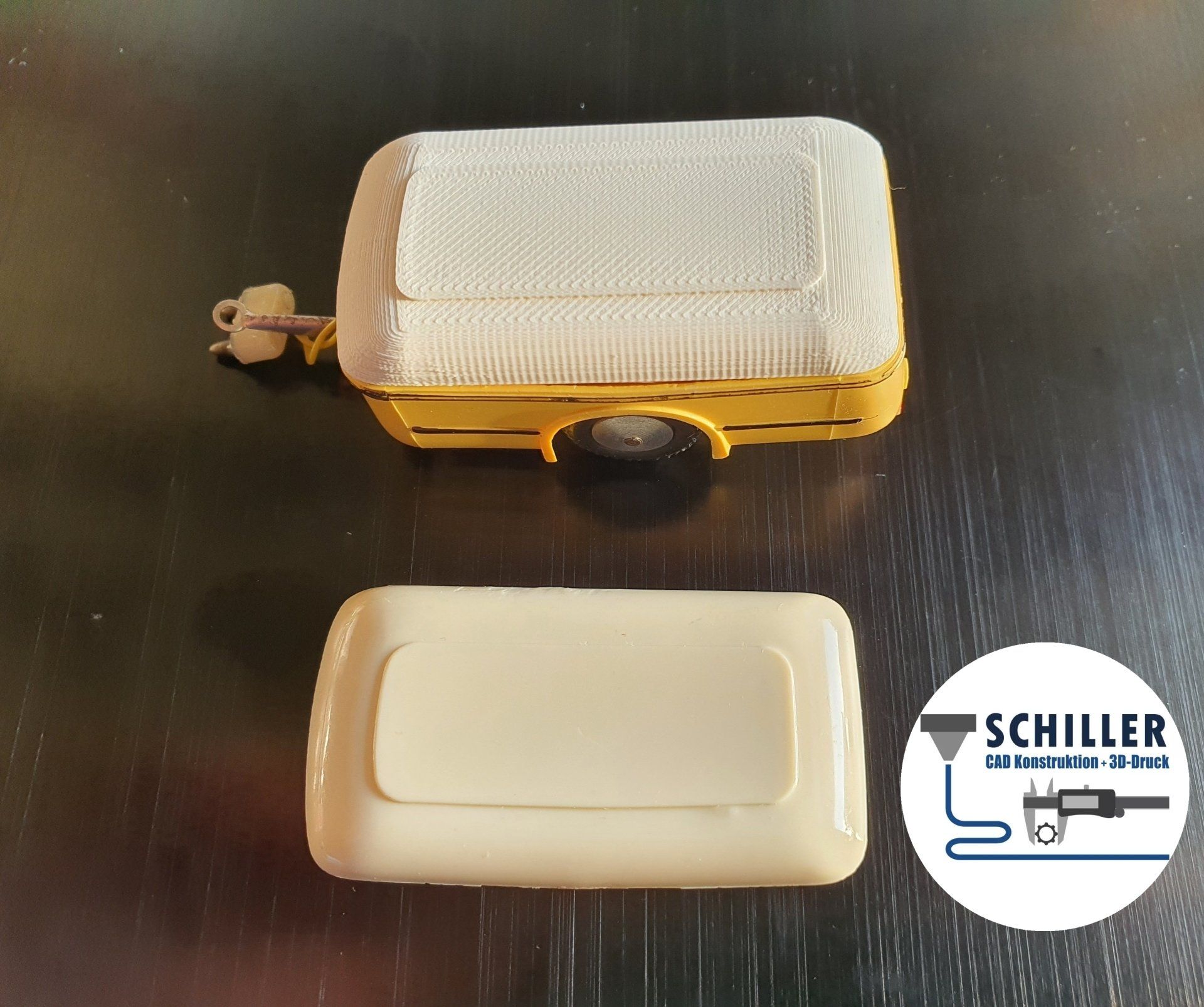 Modellbau: neues Dach für Eheim Anhänger Modellbau: neues Dach für Eheim Anhänger