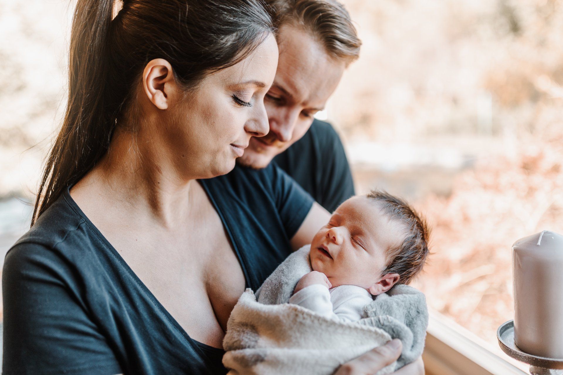 Newborn Homestory Rastatt – Neugeborenes im vertrauten Zuhause