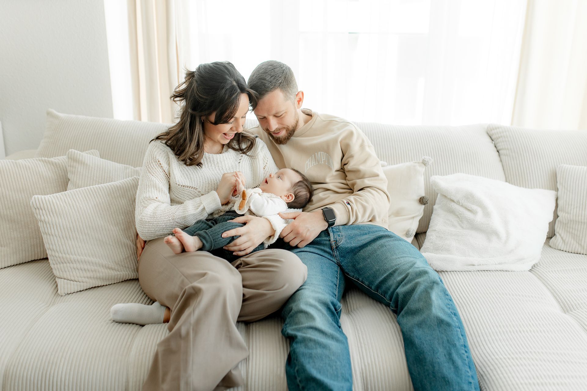 Homestory Familienfotografie Rastatt – natürliche Momente zuhause