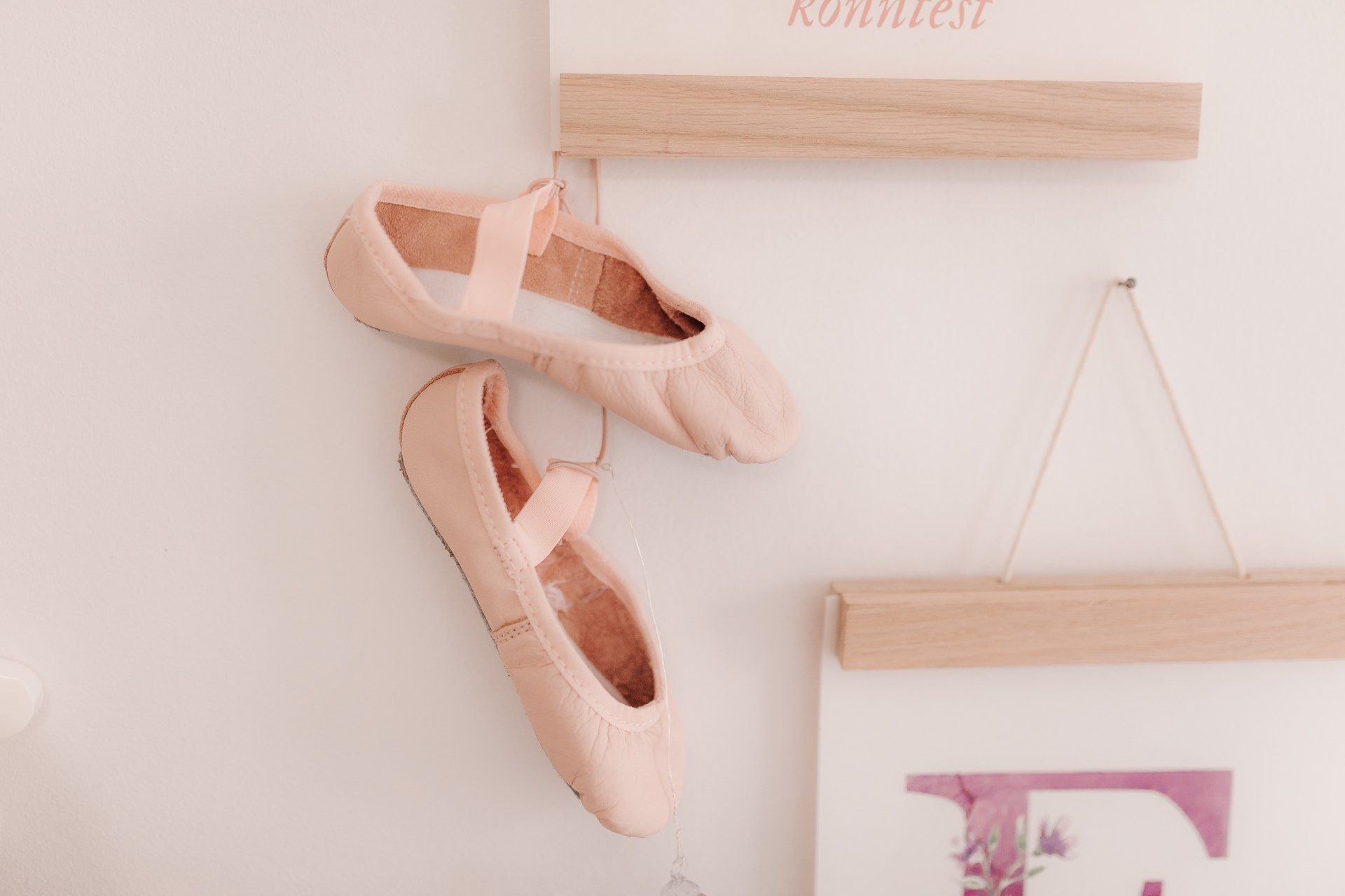 Newborn Homestory Rastatt – Neugeborenes im vertrauten Zuhause