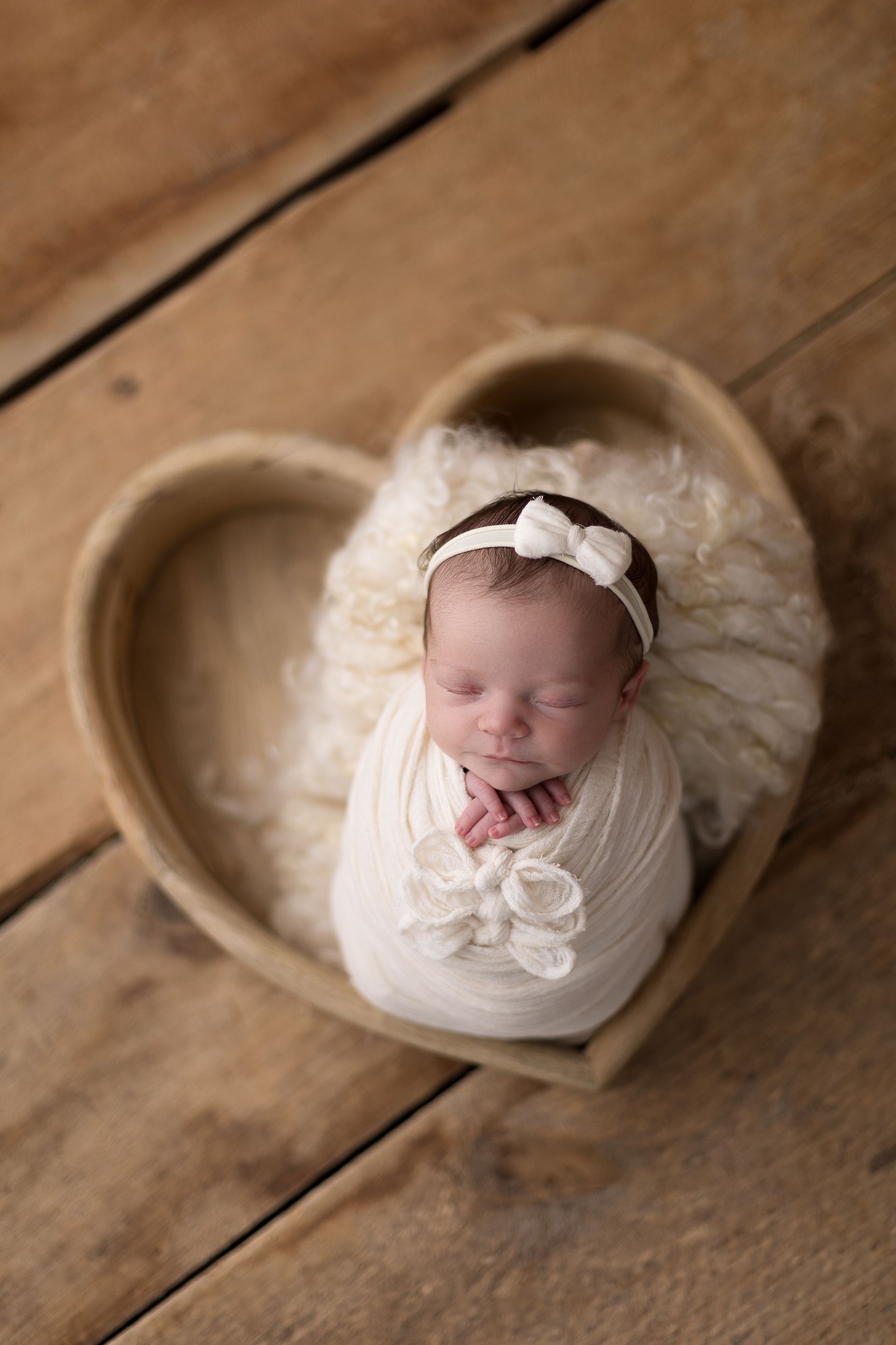 Newborn Shooting Rastatt – natürliche Babyfotografie im Studio