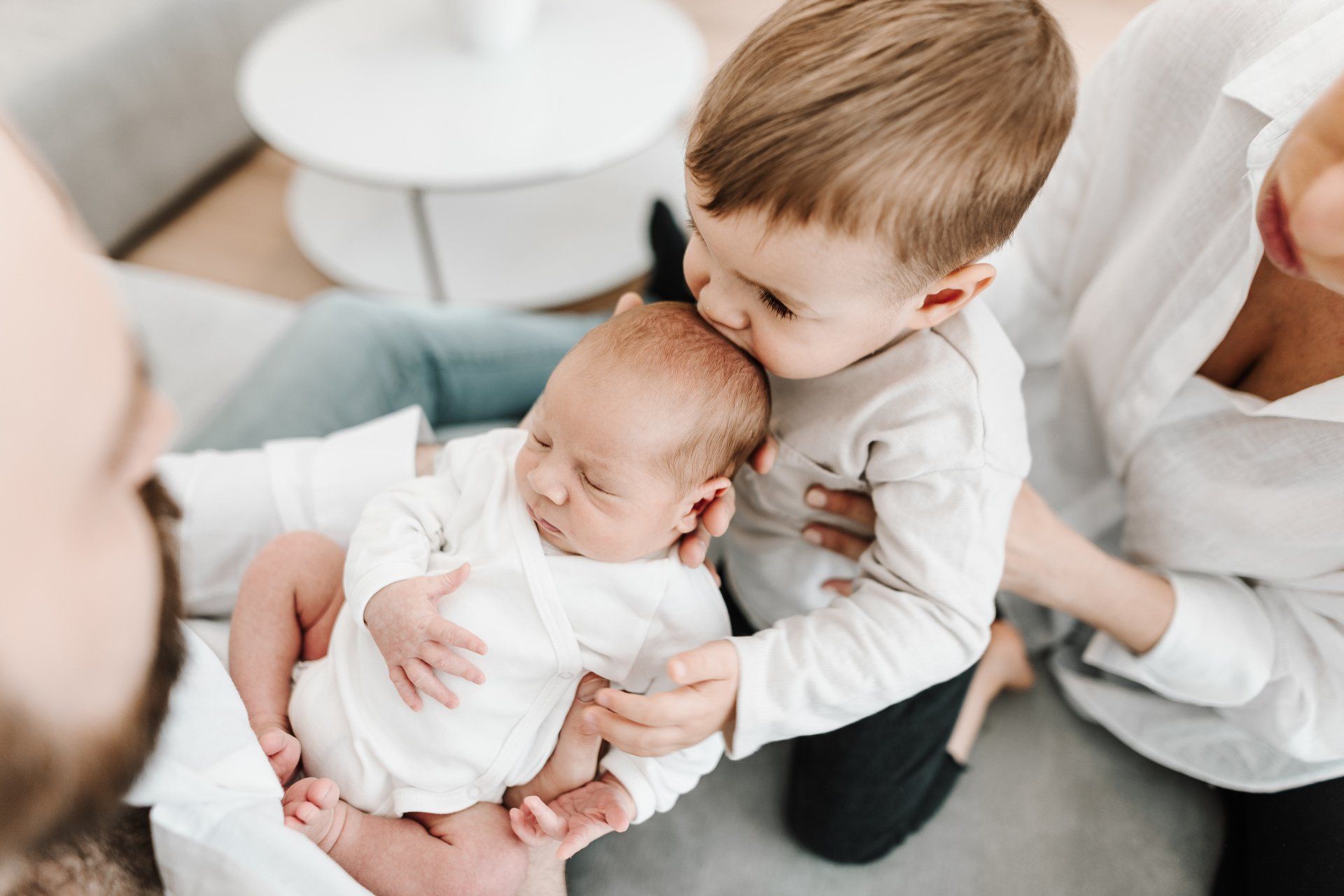 Homestory Familienfotografie Rastatt – natürliche Momente zuhause