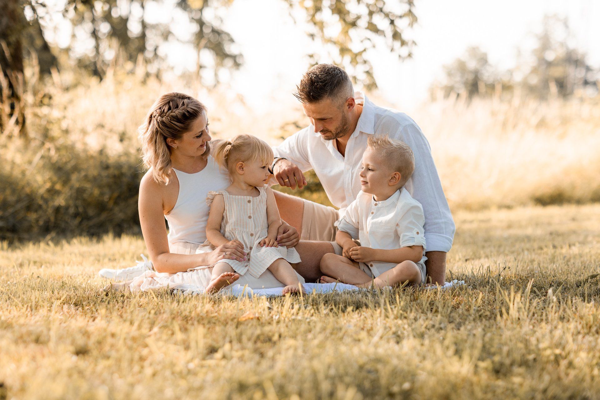 Familienfotografie Rastatt natürliche Familienbilder Outdoor