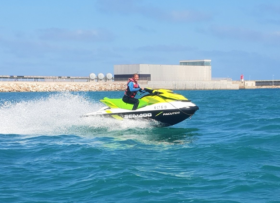 regalo original excursion en Motos de Agua Alicante