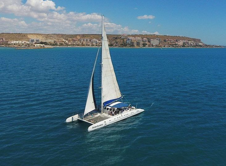 Fiesta en Barco Alicante