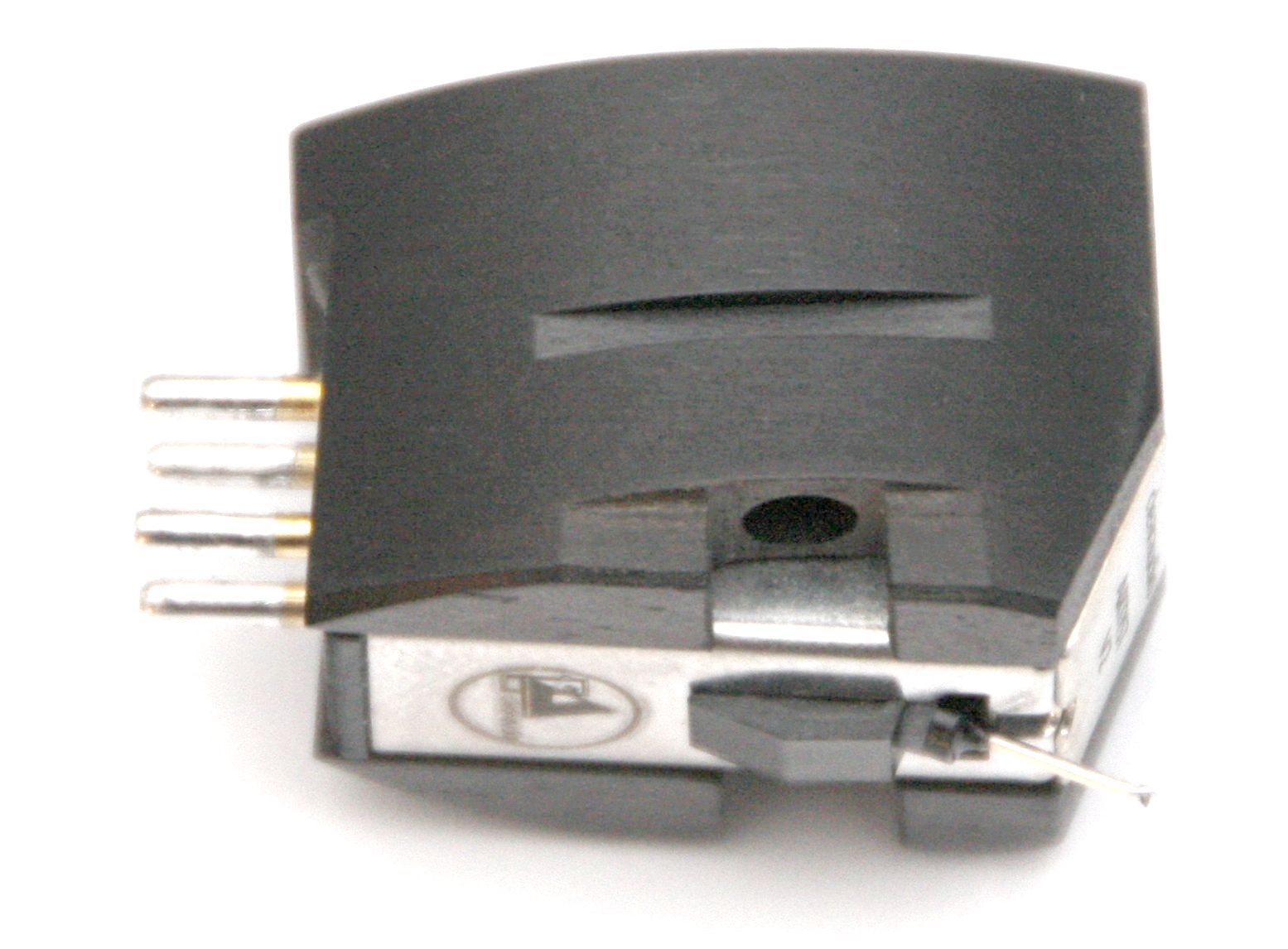 Clearaudio V2 series, for Premium-Hifi adapted for Revox turntables Clearaudio V2 series, for Premium-Hifi adapted for Revox turntables