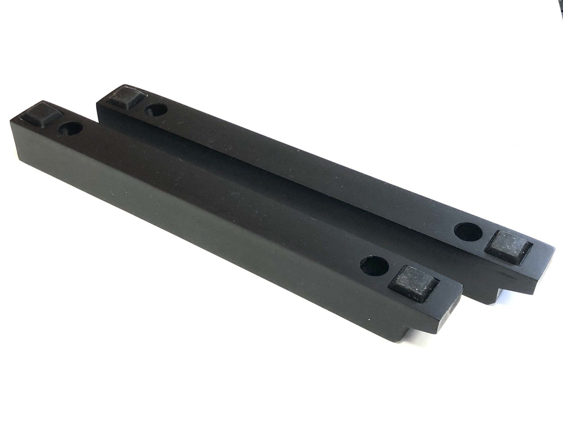 2 fabrikneue Studer A807 Gerätefüße von Premium-Hifi 2 fabrikneue Studer A807 Gerätefüße von Premium-Hifi