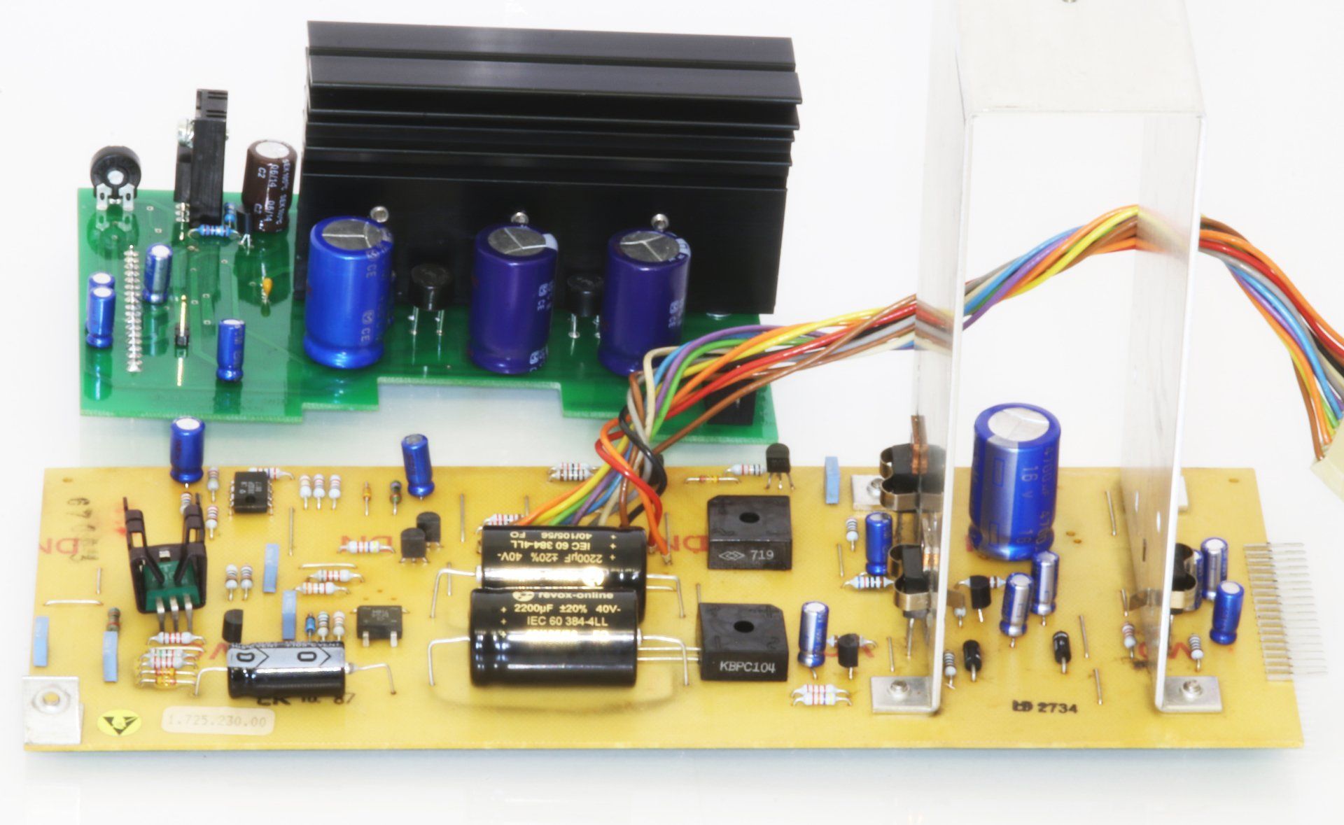 Revox B250 power supply board old and new from revox-online Revox B250 power supply board old and new from revox-online