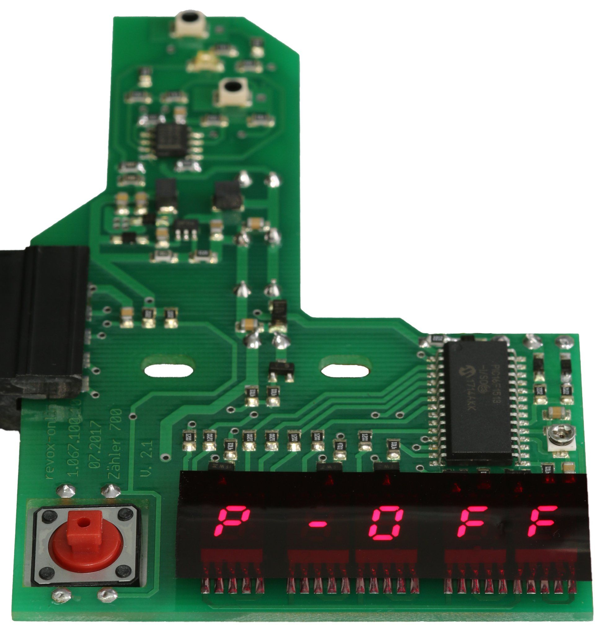 P-OFF is displayed by the Premium-Hifi Z700 when undervoltage of the Revox A700 is detected P-OFF is displayed by the Premium-Hifi Z700 when undervoltage of the Revox A700 is detected