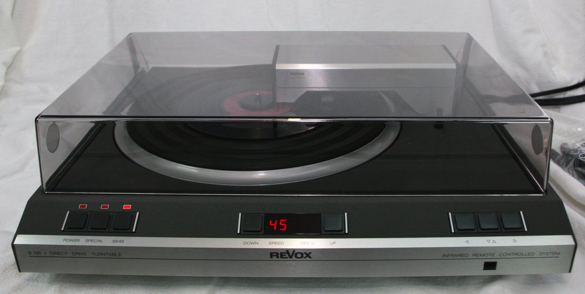 Premium-Plattenspieler der Spitzenklasse, Revox B291, Premium-Hifi