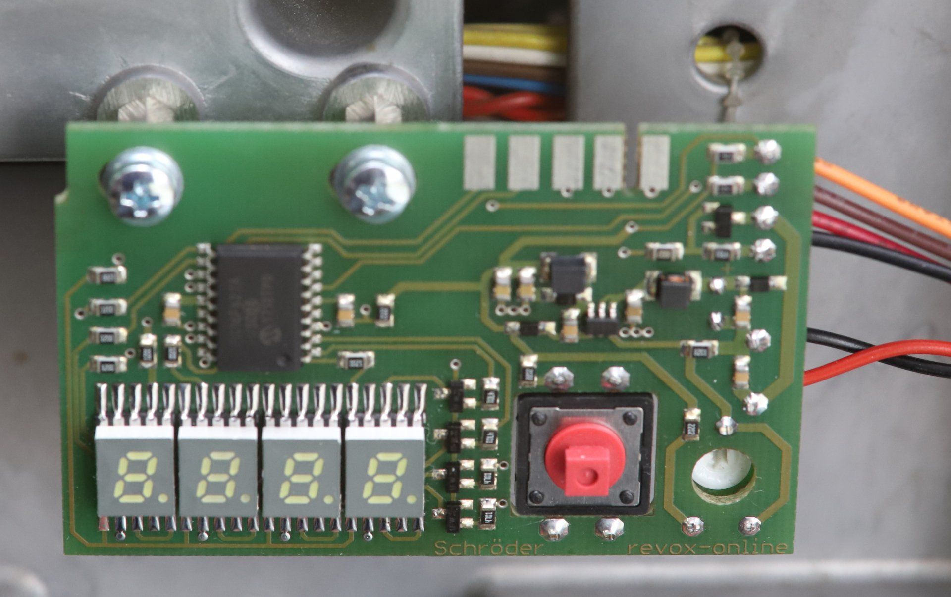 Premium-Hifi LED Zähler Z77 in Revox B77 oder PR99 MK I eingebaut Premium-Hifi LED Zähler Z77 in Revox B77 oder PR99 MK I eingebaut