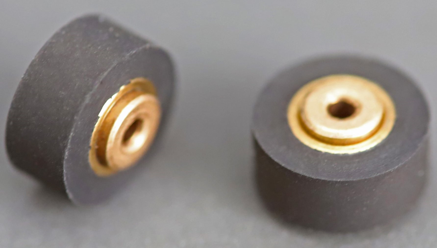 Precision pressure roller Revox B710, B215, Studer A721, high quality from Premium-Hifi Precision pressure roller Revox B710, B215, Studer A721, high quality from Premium-Hifi