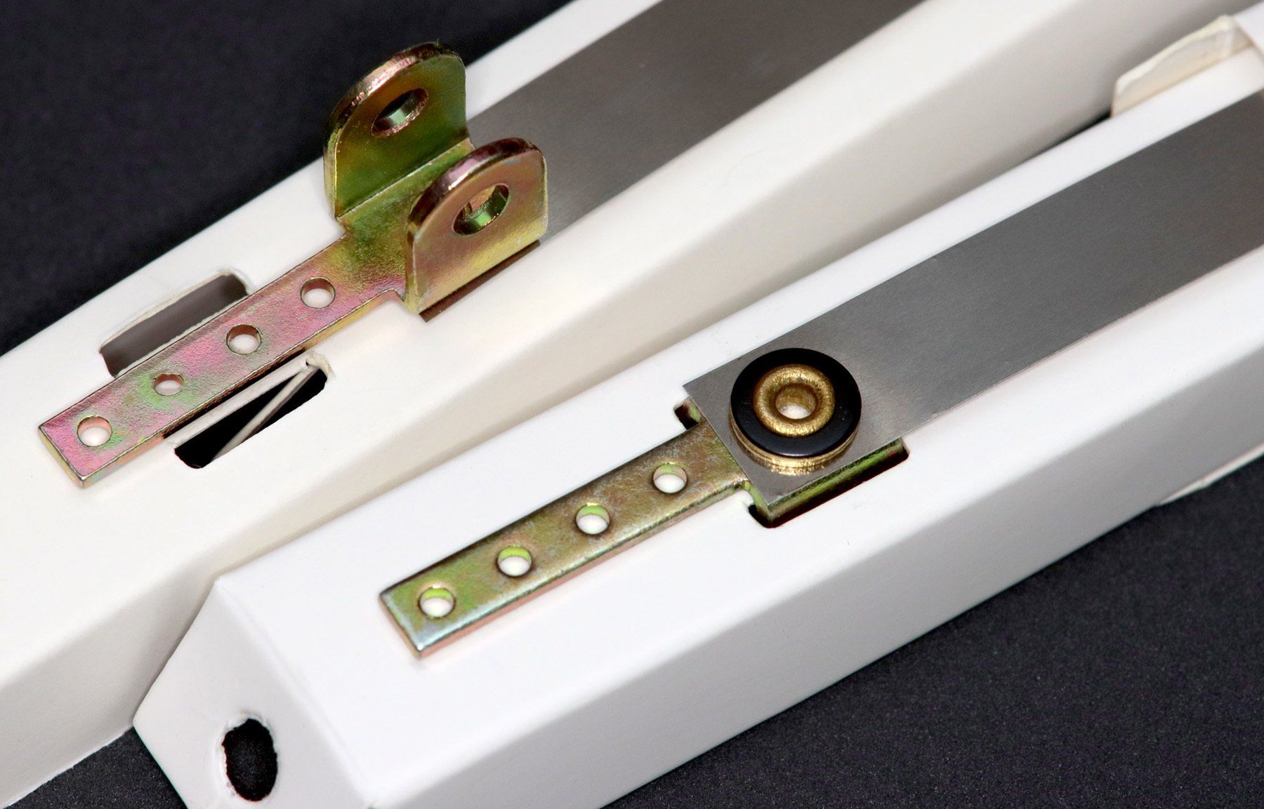 Fabrikneue Bremsbänder von Premium-Hifi Fabrikneue Bremsbänder von Premium-Hifi