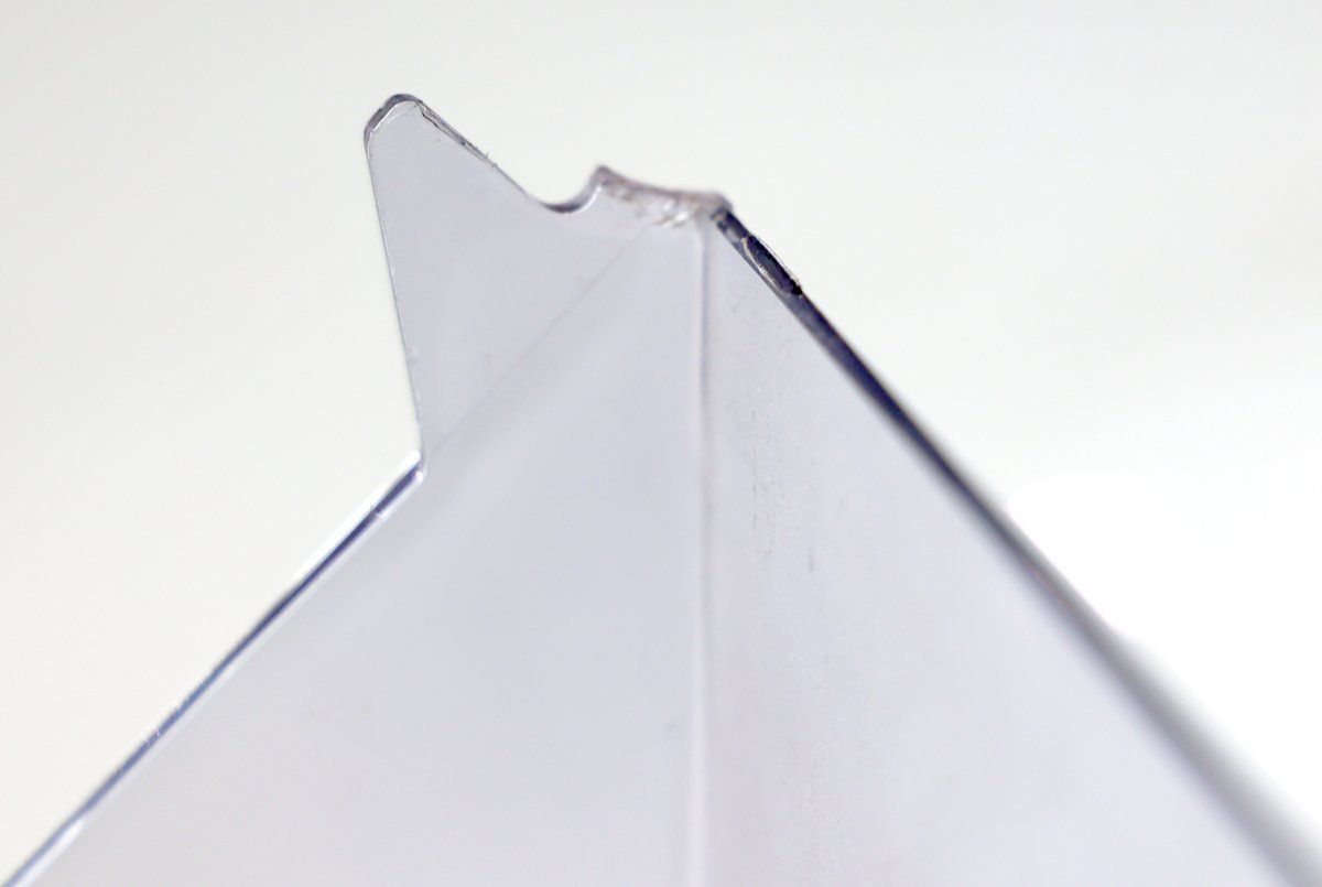 broken hinges of the old Revox cover, Premium-Hifi broken hinges of the old Revox cover, Premium-Hifi