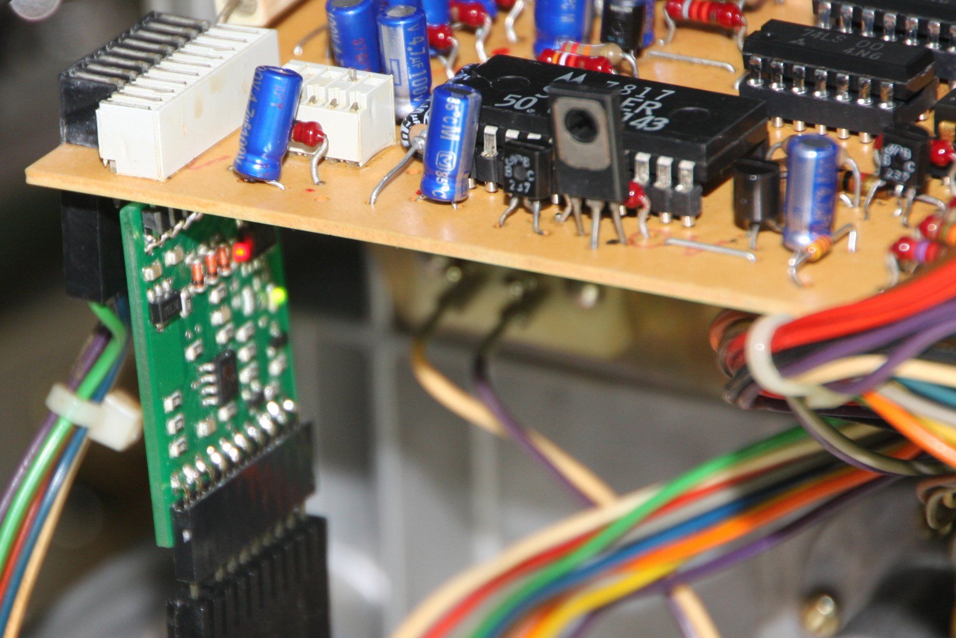 Premium-Hifi Pause 77 pluggable into the Revox B77 MK I, MK II, and PR99 MKI-MK III Premium-Hifi Pause 77 pluggable into the Revox B77 MK I, MK II, and PR99 MKI-MK III