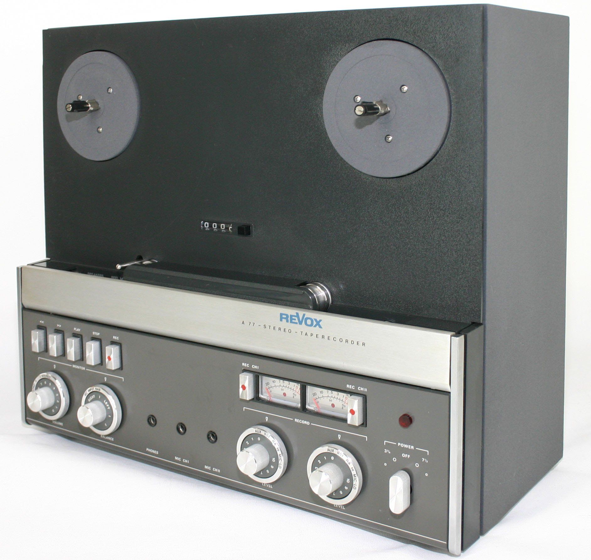 Revox A77 with housing painted in Nextel revox-online