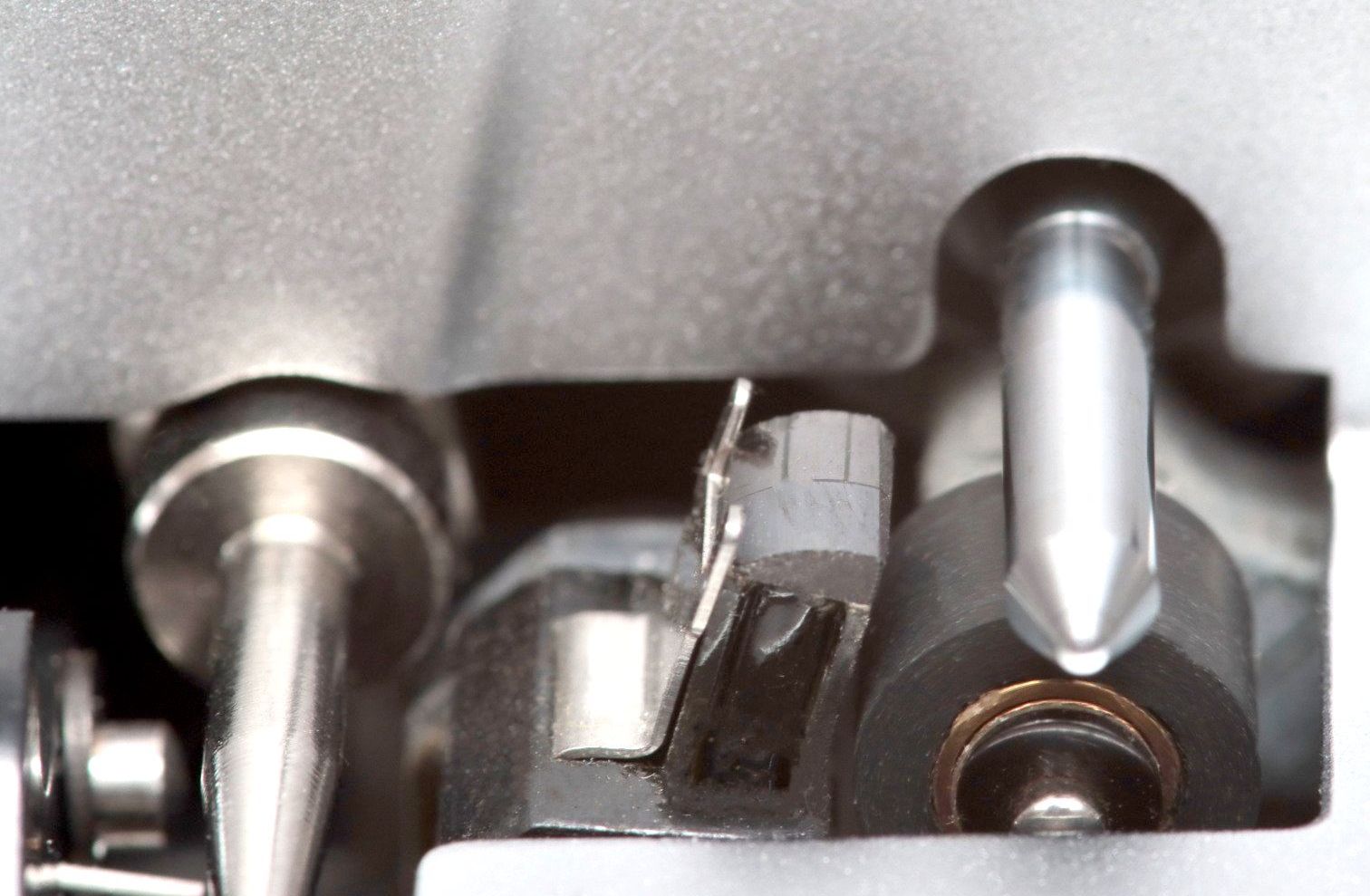 Revox B710, Studer A710 pressure roller left, Premium-Hifi Revox B710, Studer A710 pressure roller left, Premium-Hifi